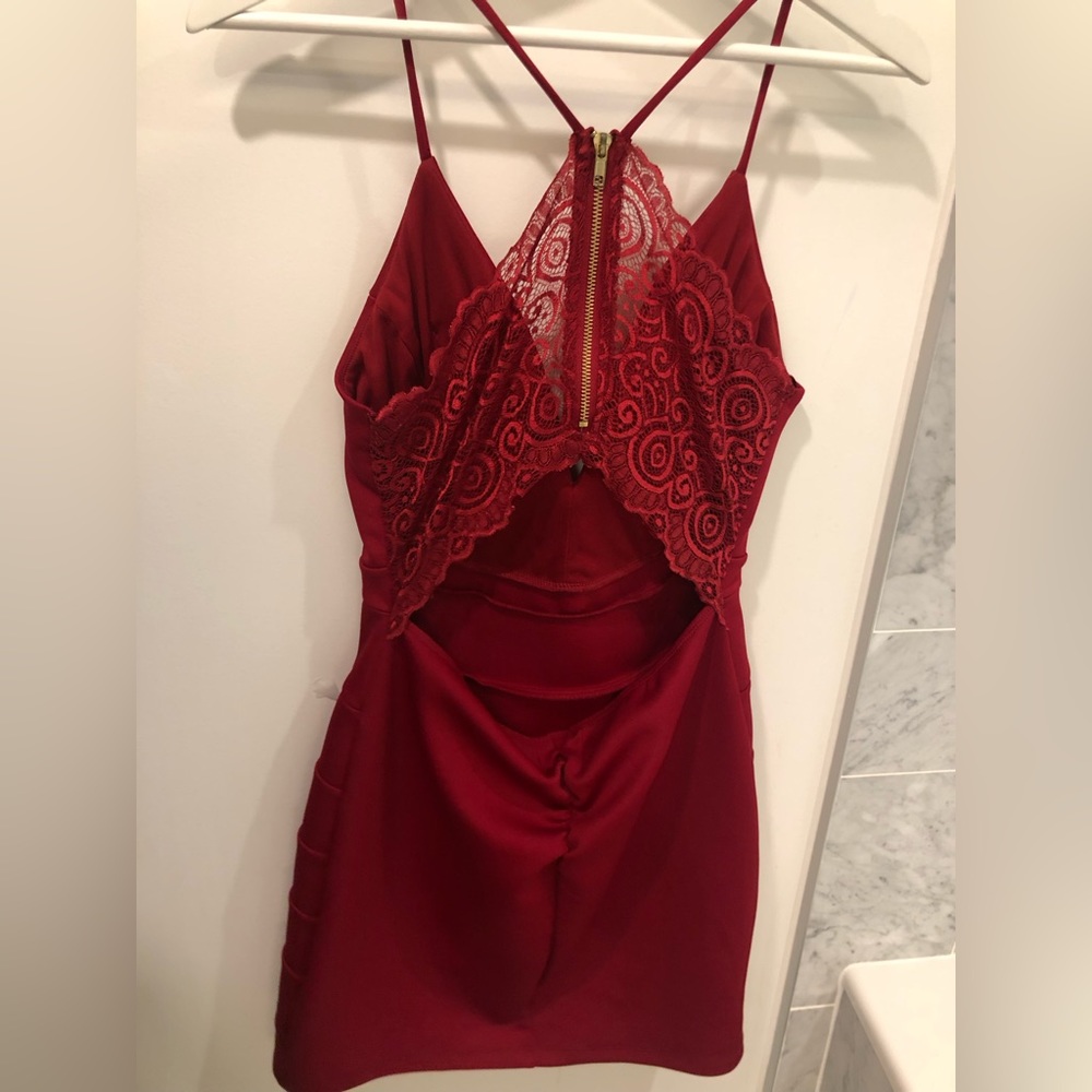Le Château - Red Mini Dress - Lace - Size L - Picture 3 of 4